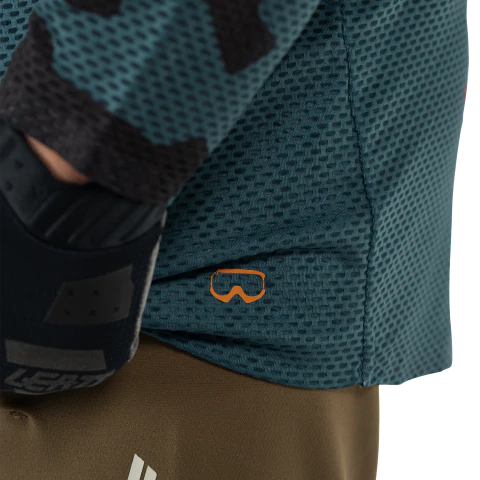 Leatt Junior's Jersey MTB Gravity 4.0 - Image 16