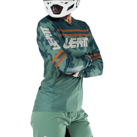 Leatt Women's Long Sleeve Jersey MTB Gravity 4.0 - Image 2