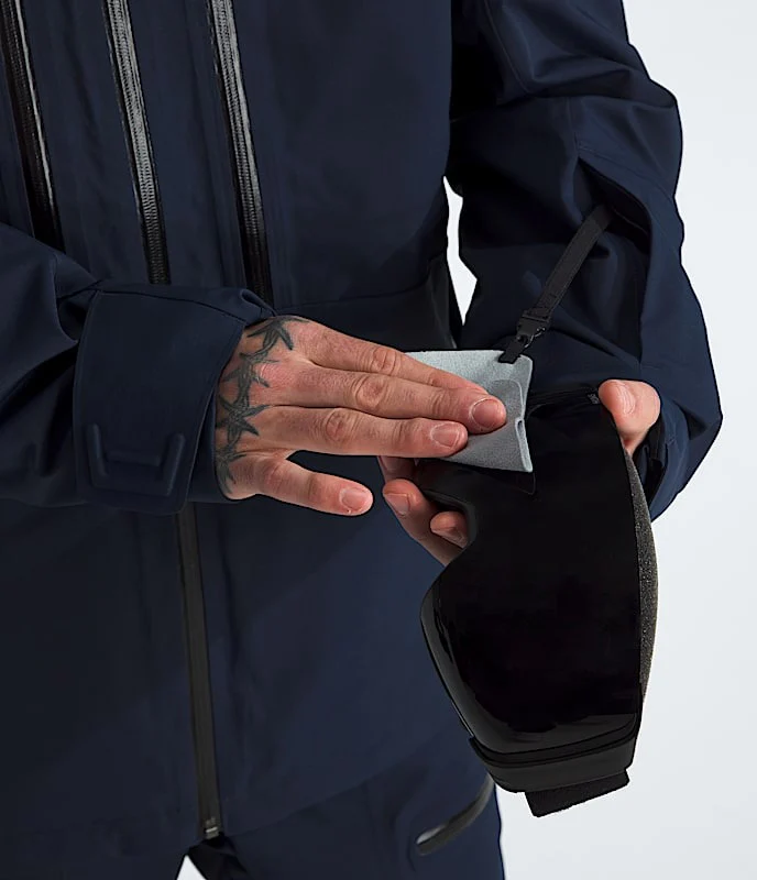 The North Face Men's Chakal Jacket - Image 18