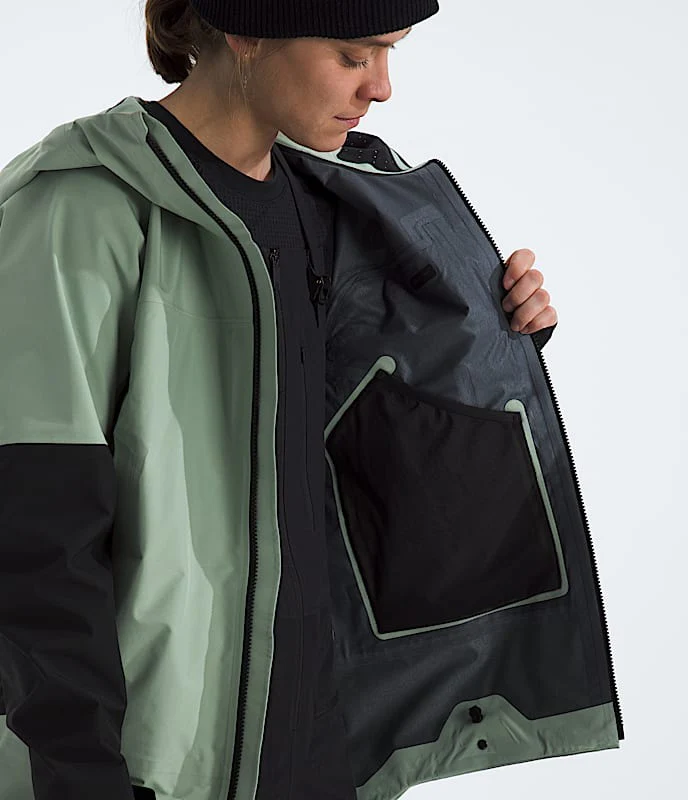 The North Face Women's Summit Eastwall GTX Jacket - Image 4