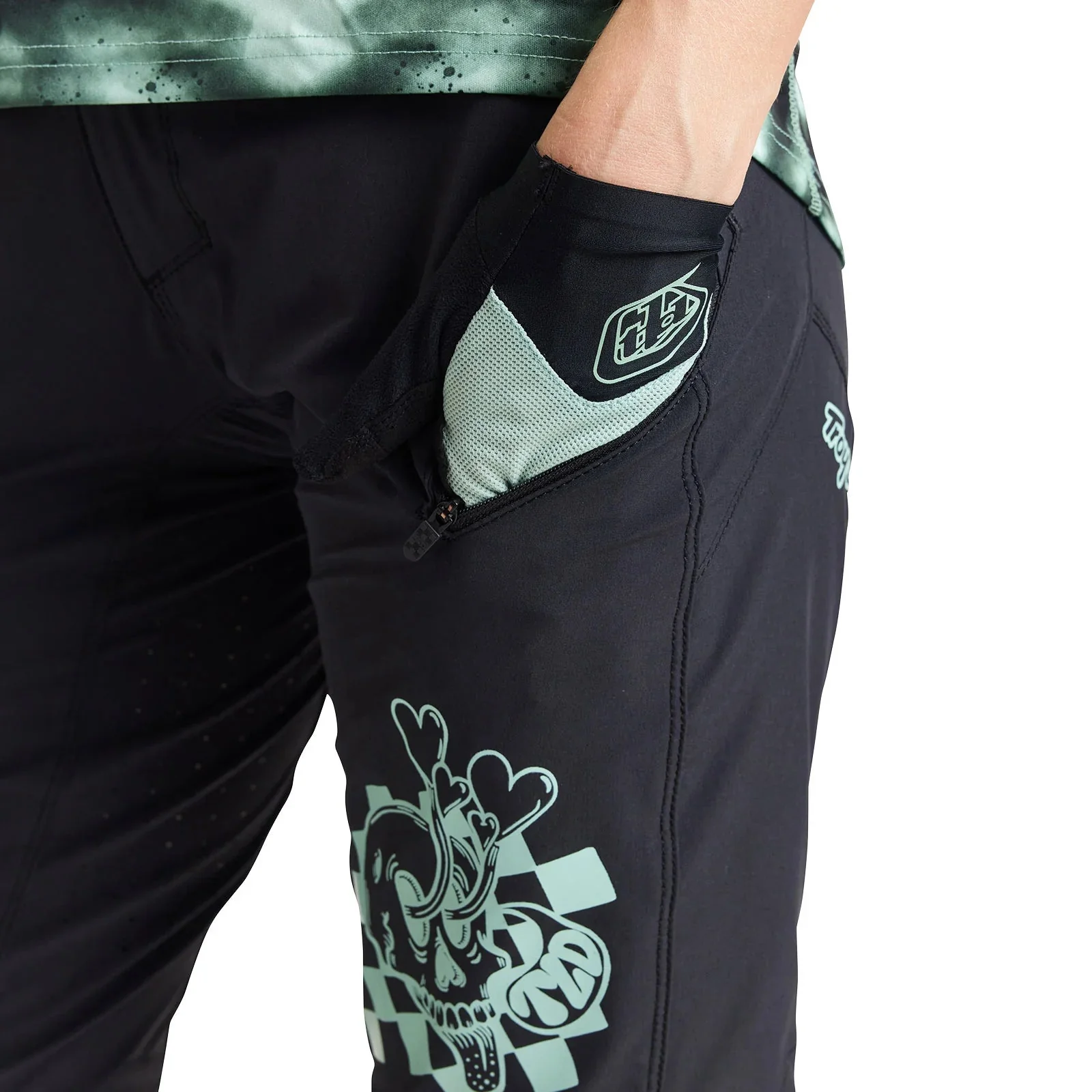 Troy Lee Designs Women's Lilium Short with Liner Micayla Gatto - Image 4